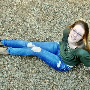 Meet your Posher, Alivia